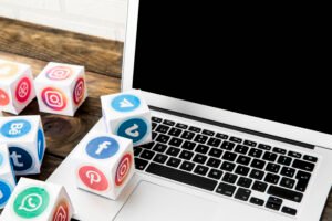 A Simple Guide to Social Media Influencer Training for Beginners 